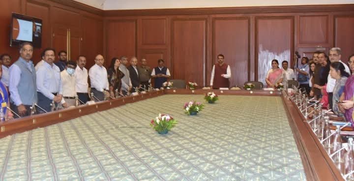 सुशासनाच्या माध्यमातून एक ट्रिलीयन अर्थव्यवस्थेचा मार्ग बळकट होईल मुख्यमंत्री देवेंद्र फडणवीस