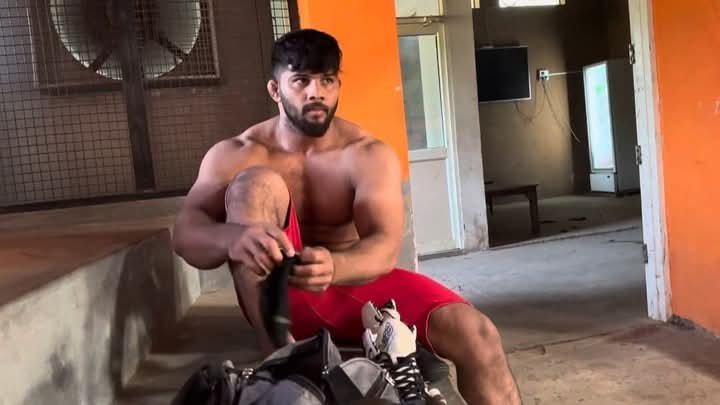 पैलवान सिकंदर शेख कुस्तीसाठी सज्ज; आखाड्यात ताकदीची चुणूक दाखवण्यास उत्सुक