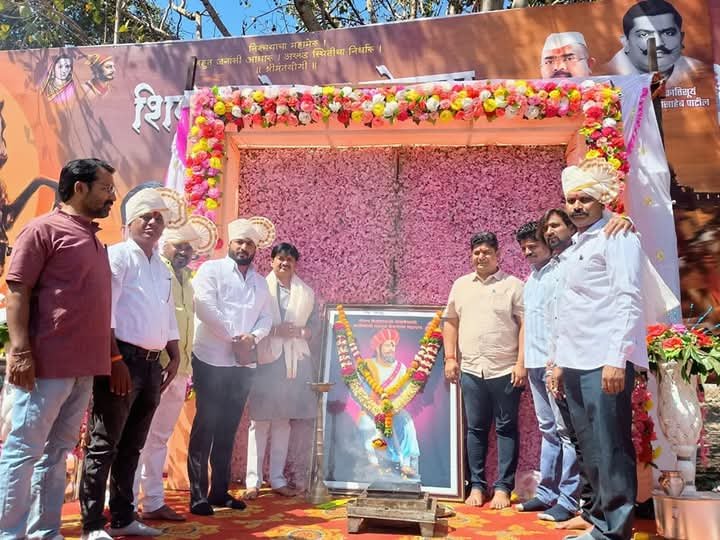 संत सेवालाल महाराज यांच्या जयंतीनिमित्त धाराशिव येथे अभिवादन