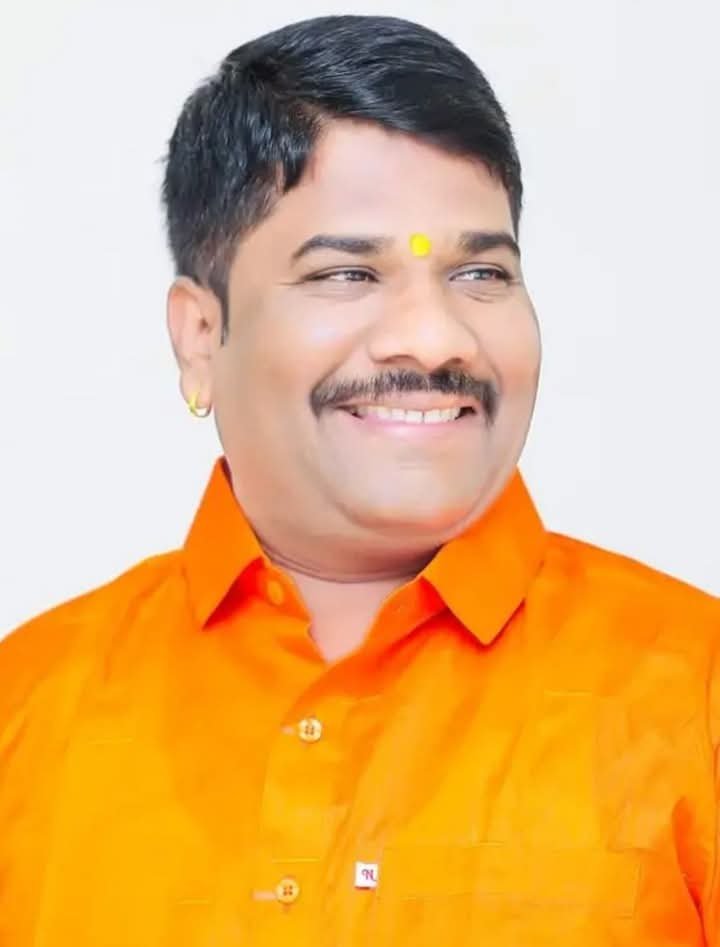 ठाकरे नगर नवरात्र महोत्सव मंडळाच्या वतीने महिलांसाठी तीर्थक्षेत्र दर्शन सहल