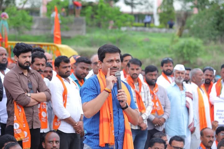 फसव्या घोषणा करणाऱ्या सरकारच्या नेत्यांना आता दारात उभ करु नका – आमदार कैलास पाटील यांचे जनतेला आवाहन