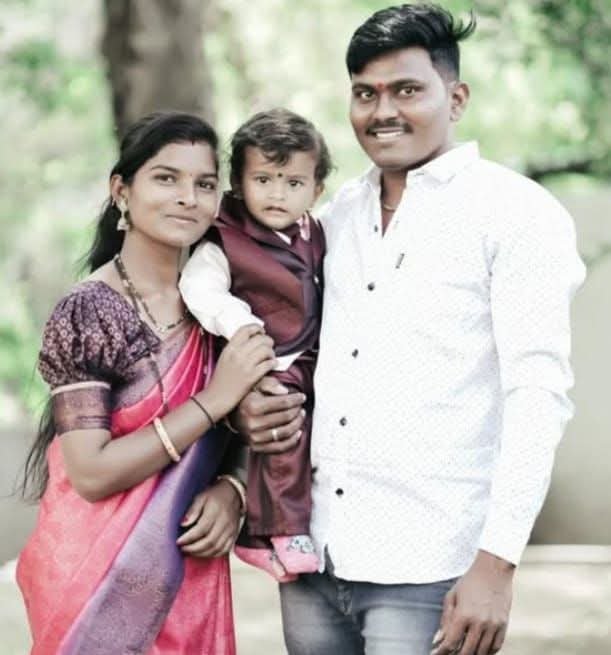 ऑनलाइन रम्मीच्या विळख्यातून कुटुंबाचा अंत — पत्नी व दोन वर्षाच्या मुलाचा खून करून तरुणाची आत्महत्या